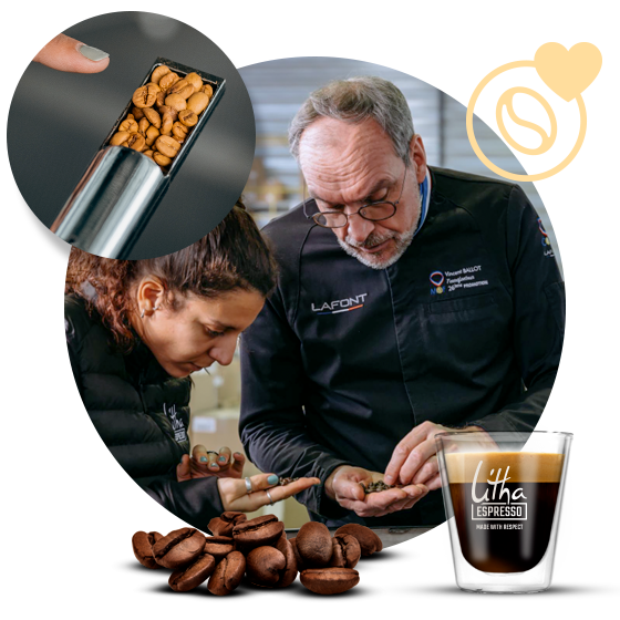 Vincent Ballot, Meilleur Ouvrier de France Torréfacteur, sélectionnant des grains de café Litha Espresso